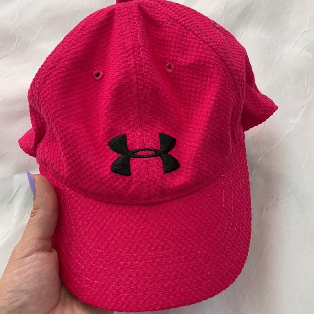 HOT PINK UNDER ARMOUR CAP